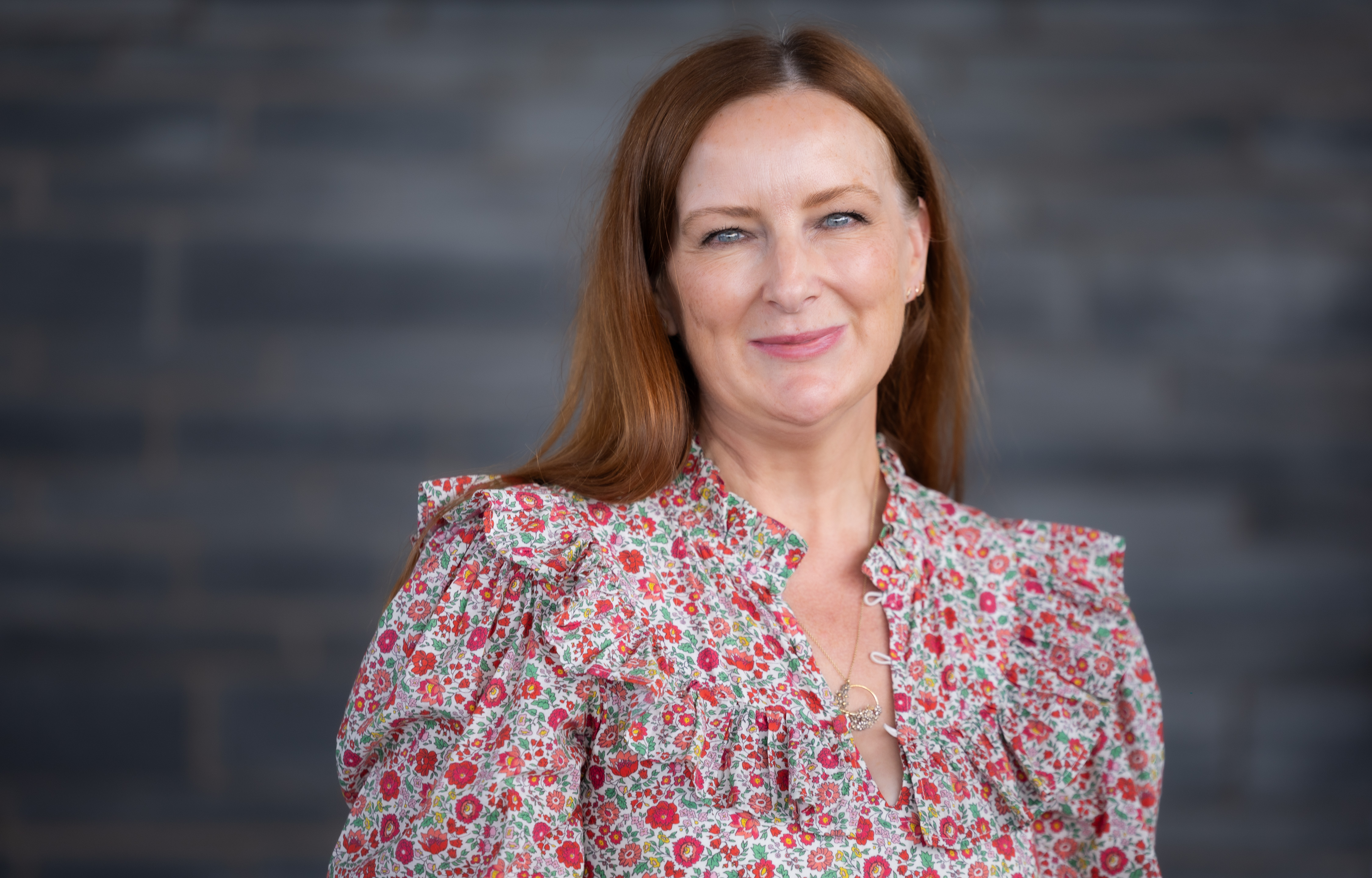 Llun o Lowri Bunford-Jones, Cyfarwyddwr Cynllunio a Datblygu.