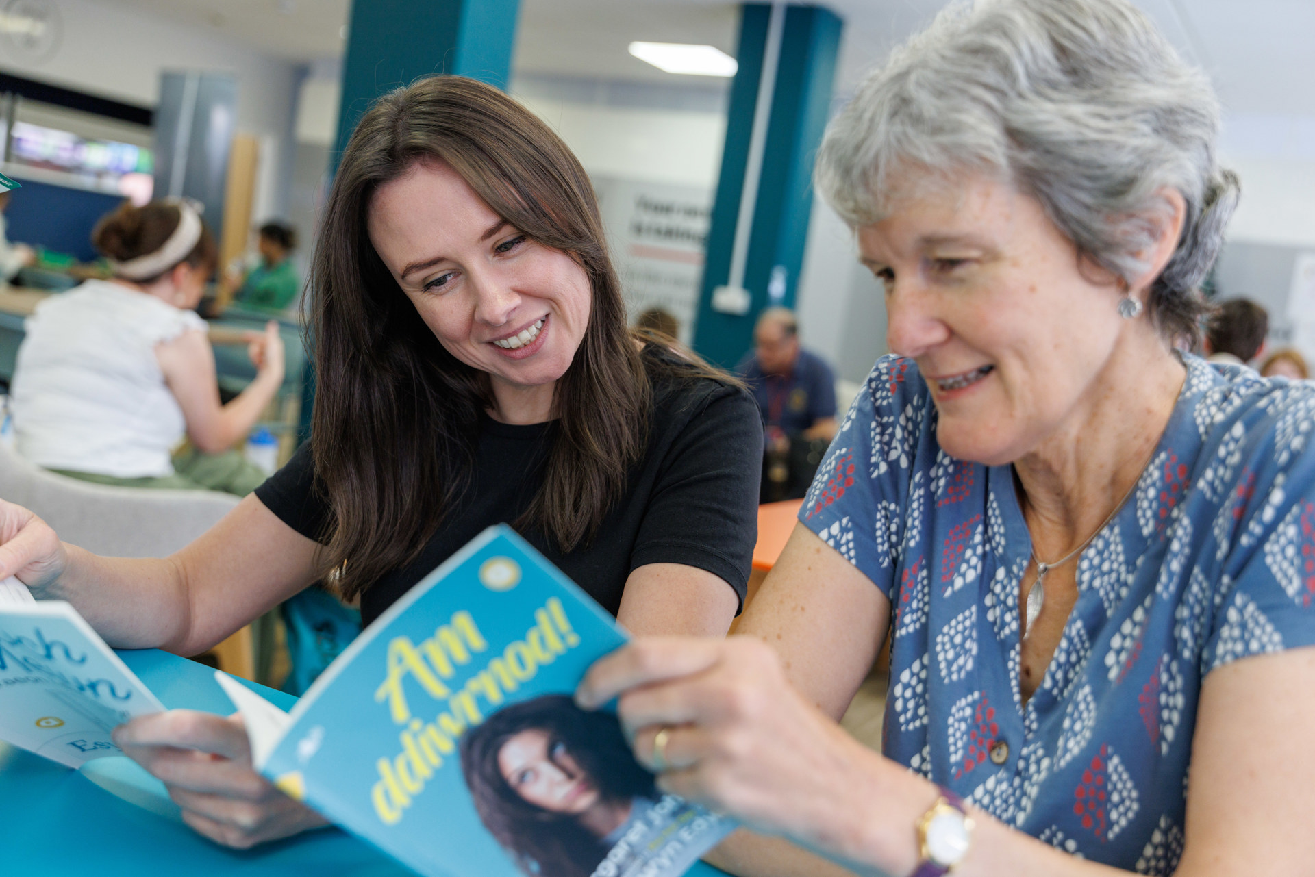 Darllen dros y ’Dolig