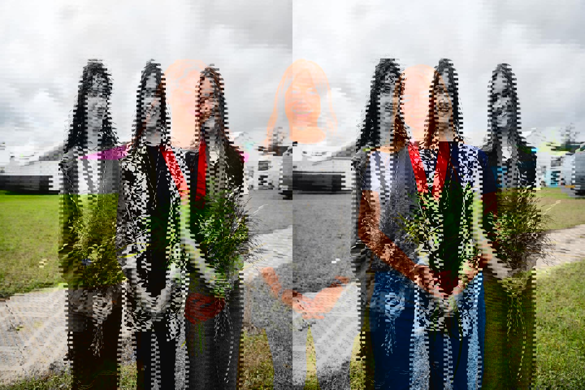 Llongyfarchiadau i Izzy a Melody